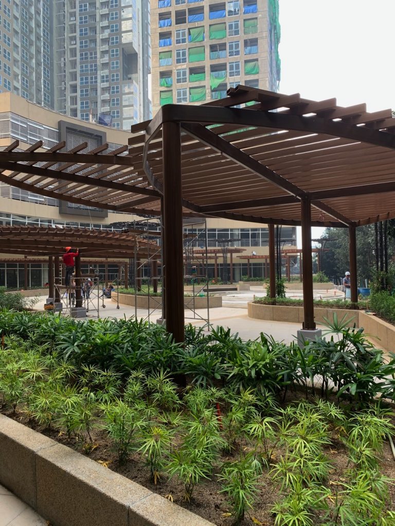 BGC new construction February 2020; outside Big Apple Mall